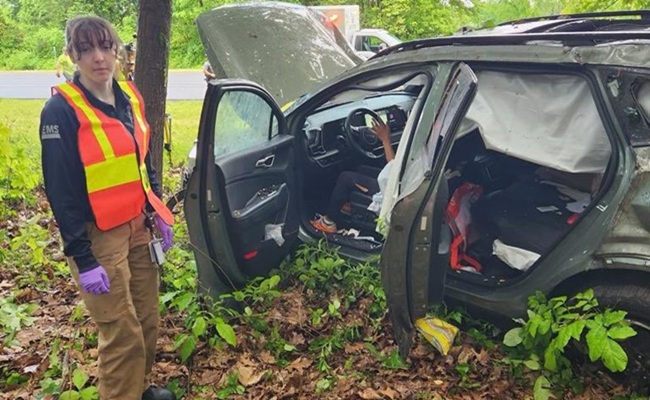 Former MP Madhu Yashki's Wife Injured In US Car Accident