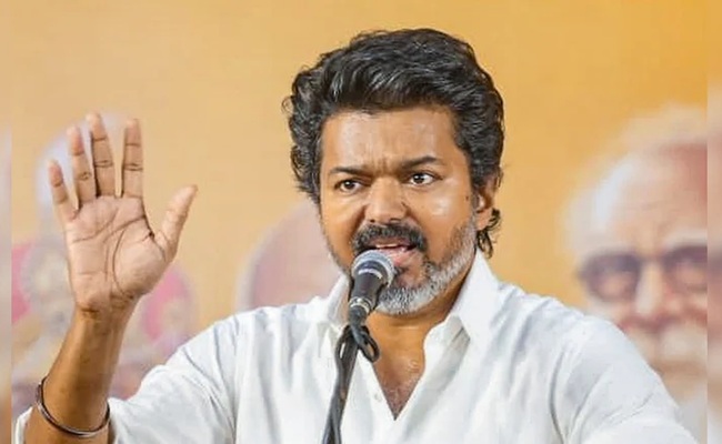 TN: No oath for Vijay today as Guv remains unconvinced