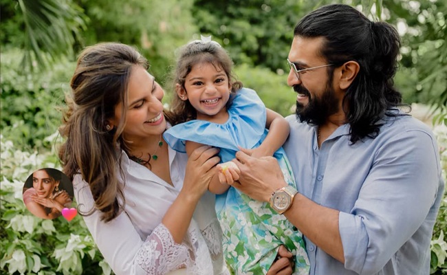 Pic: KlinKaara's Precious Moment With Charan & Upasana