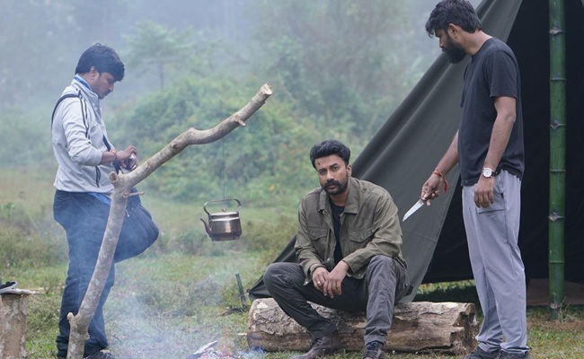 'Samavarthi' Team Battles Wild For Big Thrill