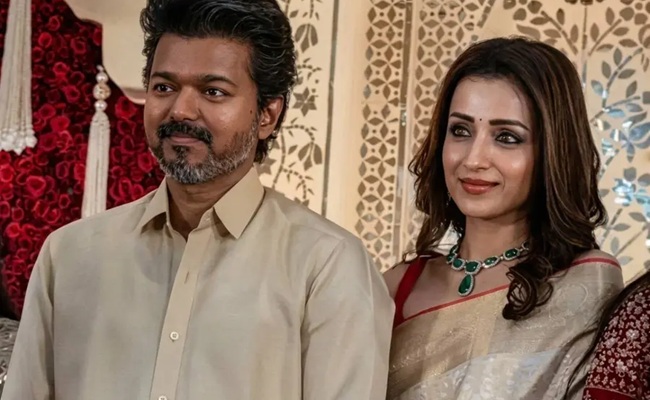 Buzz: Trisha Unfollows Vijay on Instagram