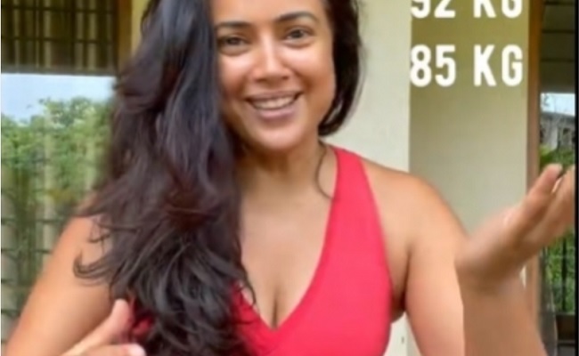 Pressure On Heroine To Wear Padded Bra