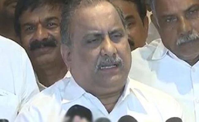 Mudragada's Last Rites Trigger Battle for Kapu Votes!