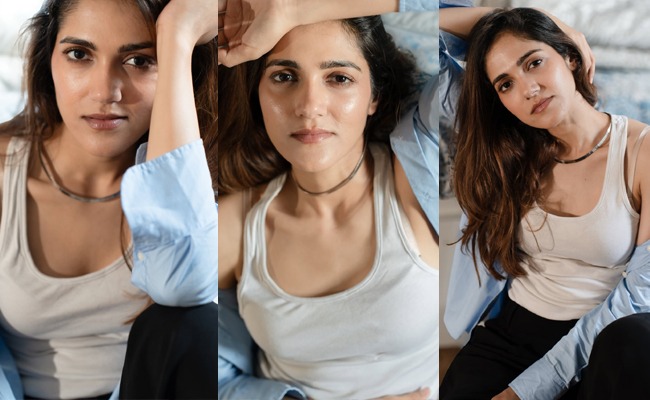 HOT: Simran's Glam In Casual Clicks