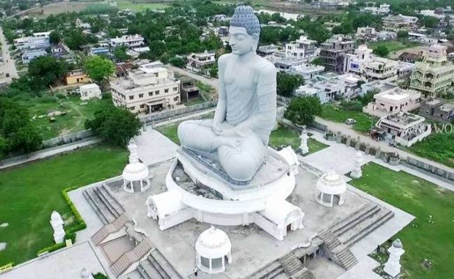 Sand and Soil Looting Continues in Amaravati!
