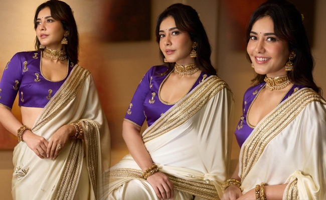 HOT: Beauty Defined In Tradition