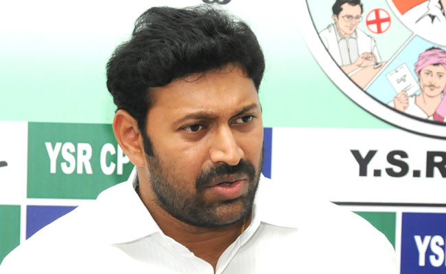 Viveka Murder Case: ED Raids YSRCP MP Avinash Reddy