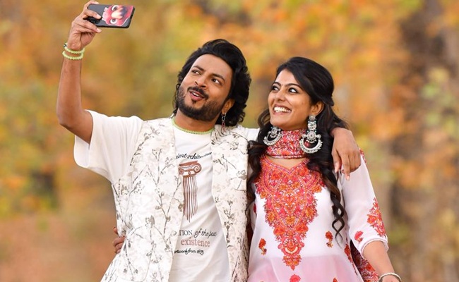 Anumana Pakshi Teaser: Thoroughly Entertaining