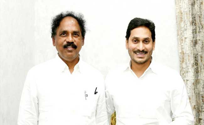 No Sakshi journos please, says ex-YSRCP MLA