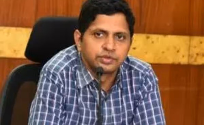 Andhra IAS Officer to Go on Leave Under Pressure?