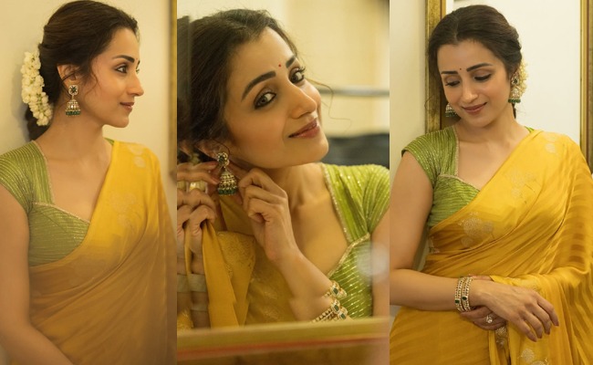 HOT: Traditional Glow Steals The Spotlight