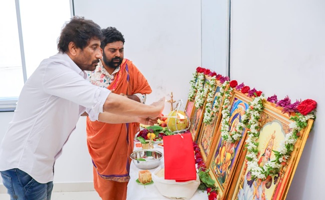 Sharwa, Sreenu Vaitla, Anil Sunkara’s Film For Sankranthi
