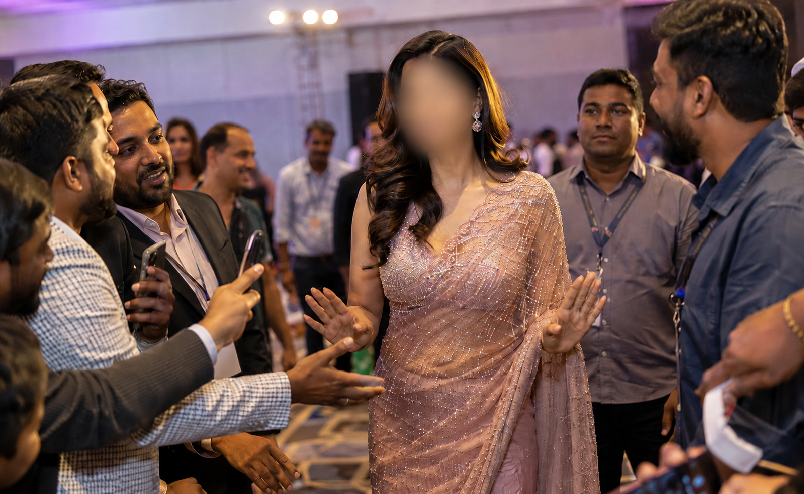 Buzz: Glam Actress Outsmarts Over-Smart Telugu NRIs
