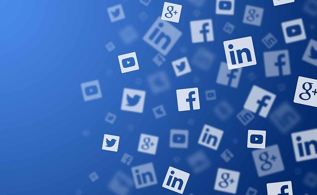 How algorithm-driven social media feeds GenZ with fake content
