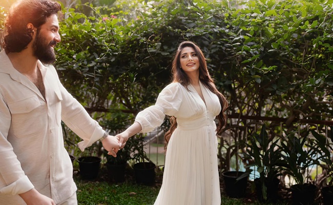 Akhil Reacts to Trolling Against His Wife Zainab