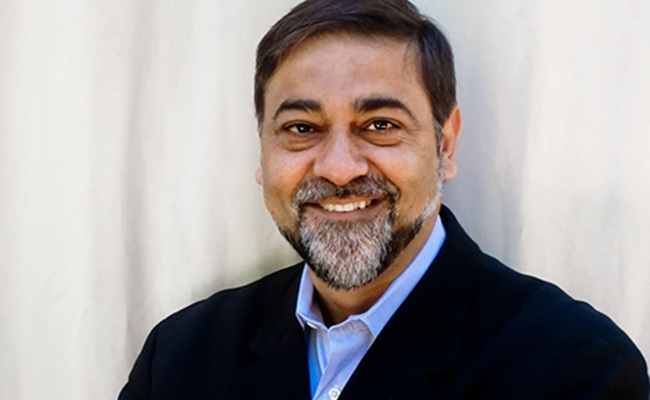 End H-1B Now, Says Indian-American Investor Vivek Wadhwa