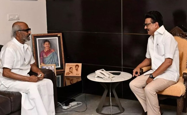 Is Rajinikanth Also Being Selfish About Vijay?