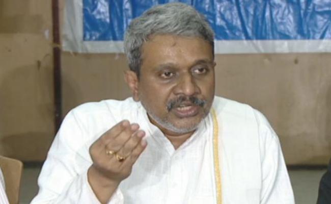 Floods: Amaravati should learn lesson from Hyderabad